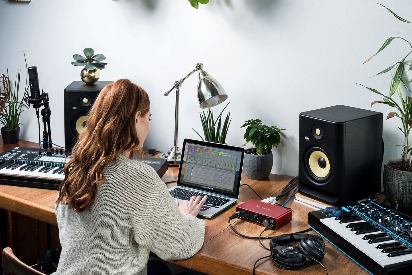 Focusrite Scarlett 4i4 USB-C studio bundle, CR3-X monitors, mic, headphones, boom stand, pop filter, cables, software.